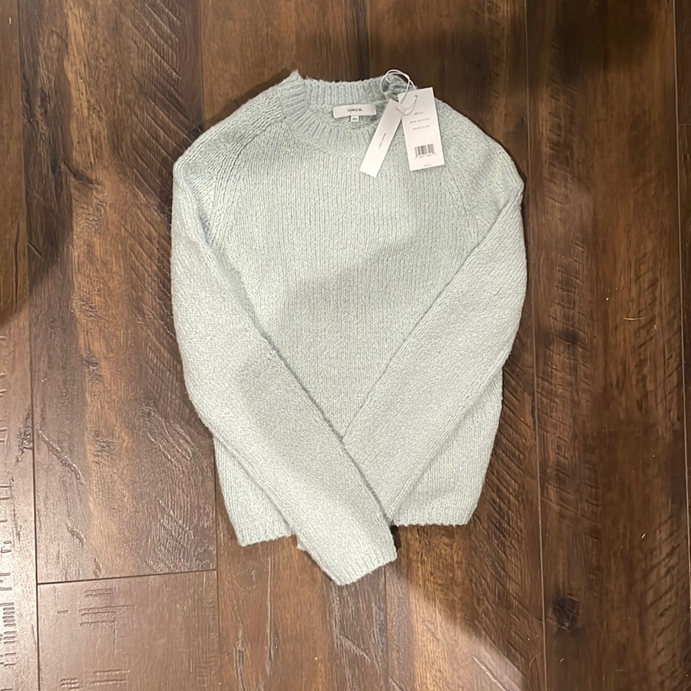Vince Camuto Sweater- NEVER WORN, TAGS STILL ON- soft,  color: 352 Mint